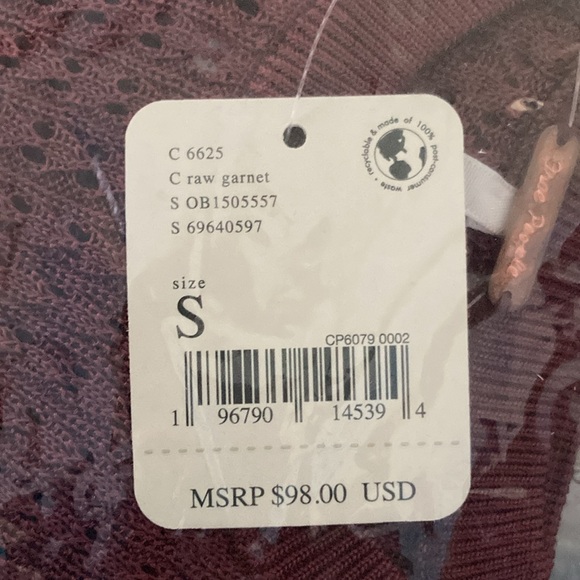 Free People H2O Sheer Knit Top Size Crewneck Pullover Long Sleeve Garnet Large - Picture 8 of 9